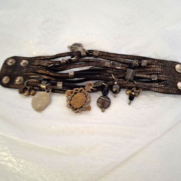 A Woman's Leather Cuff Bracelet Charms Steampunk Strappy Grunge Streetwear - Picture 1 of 11